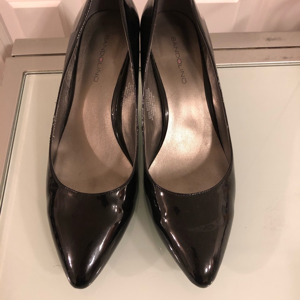Bandolino Shiny Black Heels